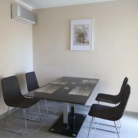 Apartamento Beco Do Sol T2 *